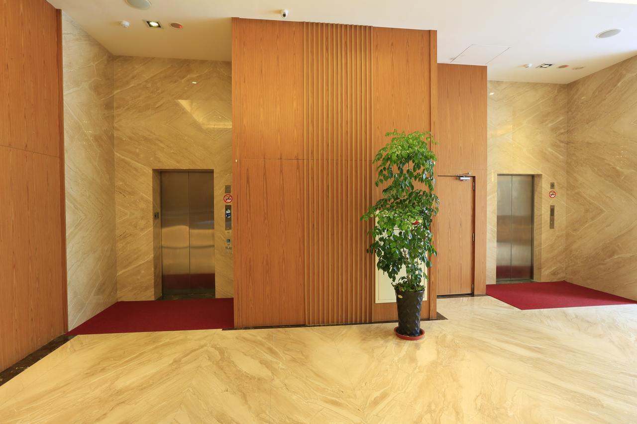 York Hotel Taipei Exterior photo